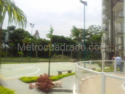 Apartamento en venta en Torres De Mediterraneo, Villavicencio · foto 12 de 17