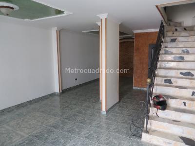 Casa de 3 alcobas en venta en Sesquicentenario, Villavicencio, 123 m² · foto 3 de 11