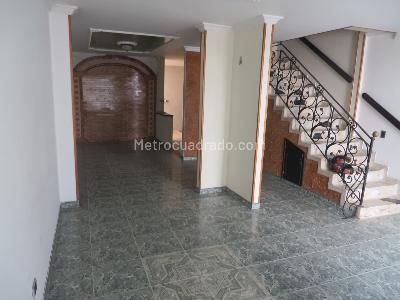 Casa de 3 alcobas en venta en Sesquicentenario, Villavicencio, 123 m² · foto 4 de 11