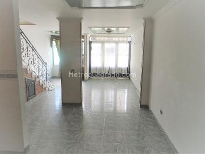 Casa de 3 alcobas en venta en Sesquicentenario, Villavicencio, 123 m² · foto 5 de 11