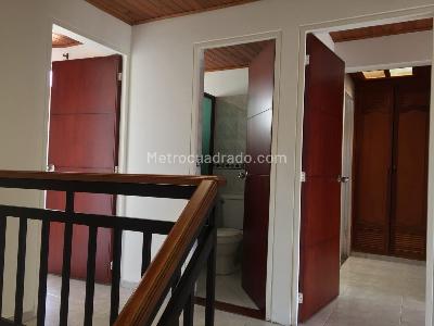 Casa de 4 alcobas en venta en Quintas De Morelia, Villavicencio, 140 m² · foto 7 de 11