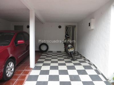 Casa de 3 alcobas en arriendo en Conj, Villavicencio, 90 m² · foto 2 de 12