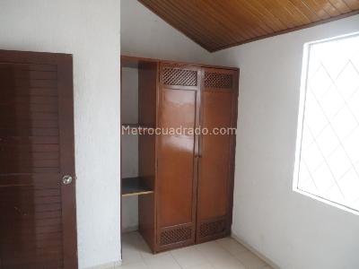 Casa de 3 alcobas en arriendo en Conj, Villavicencio, 90 m² · foto 9 de 12