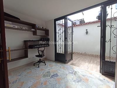 Casa de 5 alcobas en arriendo en El Buque, Villavicencio, 200 m² · foto 5 de 19