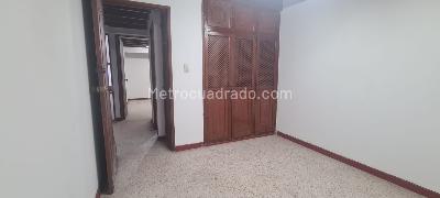 Casa de 5 alcobas en venta en Barzal, Villavicencio, 238 m² · foto 11 de 20