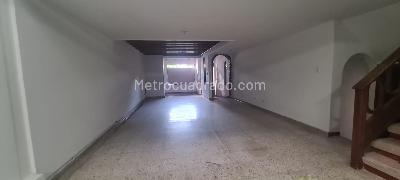 Casa de 5 alcobas en venta en Barzal, Villavicencio, 238 m² · foto 3 de 20