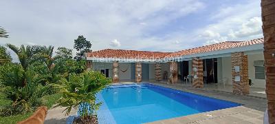Casa de 4 alcobas en venta en Conj, Villavicencio, 1900 m² · foto 16 de 19