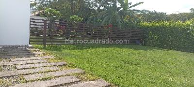 Casa de 4 alcobas en venta en Conj, Villavicencio, 1900 m² · foto 15 de 19