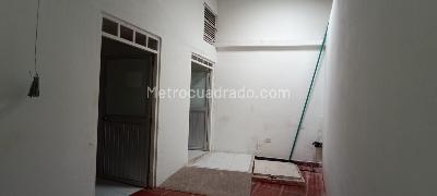 Casa de 5 alcobas en arriendo en Barzal, Villavicencio, 300 m² · foto 13 de 15
