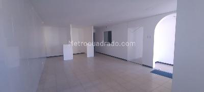 Casa de 5 alcobas en arriendo en Barzal, Villavicencio, 300 m² · foto 4 de 15
