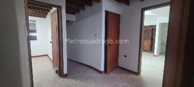 Casa de 5 alcobas en arriendo en Barzal, Villavicencio, 238 m² · foto 13 de 15