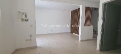 Casa de 5 alcobas en arriendo en 7 De Agosto, Villavicencio, 210 m² · foto 7 de 19