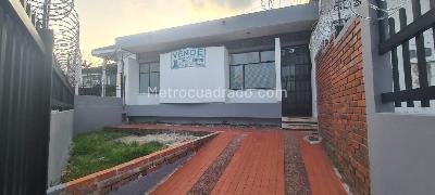 Casa de 4 alcobas en venta en Triunfo, Villavicencio, 241 m² · foto 2 de 20