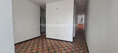 Casa de 4 alcobas en arriendo en Grama, Villavicencio, 241 m² · foto 5 de 18