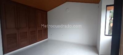 Casa de 4 alcobas en arriendo en Rincon Buque, Villavicencio, 144 m² · foto 11 de 20