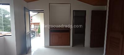 Casa de 4 alcobas en arriendo en Rincon Buque, Villavicencio, 144 m² · foto 12 de 20