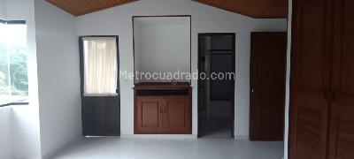 Casa de 4 alcobas en arriendo en Rincon Buque, Villavicencio, 144 m² · foto 17 de 20