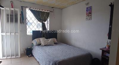 Casa de 3 alcobas en venta en Cerezos, Villavicencio, 78 m² · foto 4 de 11