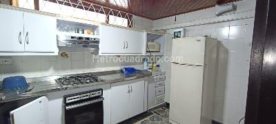 Casa de 5 alcobas en venta en Villa Maria, Villavicencio, 290 m² · foto 5 de 20
