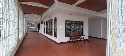 Casa de 5 alcobas en venta en Villa Maria, Villavicencio, 290 m² · foto 2 de 20