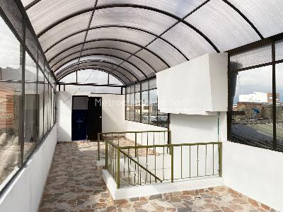 Casa de 4 alcobas en venta en El Refugio, Bogotá, 109 m² · foto 17 de 20