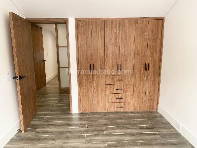 Casa de 5 alcobas en venta en La Alhambra Monaco, Bogotá, 235 m² · foto 18 de 20