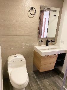 Casa de 5 alcobas en venta en La Alhambra Monaco, Bogotá, 235 m² · foto 19 de 20