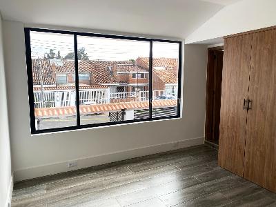 Casa de 5 alcobas en venta en La Alhambra Monaco, Bogotá, 235 m² · foto 9 de 20
