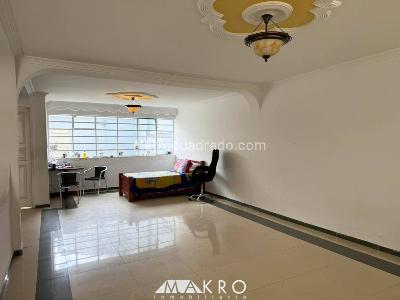 Casa de 3 alcobas en venta en Modelo Norte, Bogotá, 198 m² · foto 3 de 20