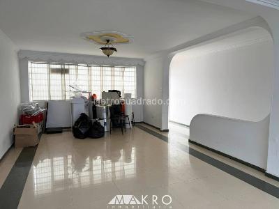 Casa de 3 alcobas en venta en Modelo Norte, Bogotá, 198 m² · foto 4 de 20