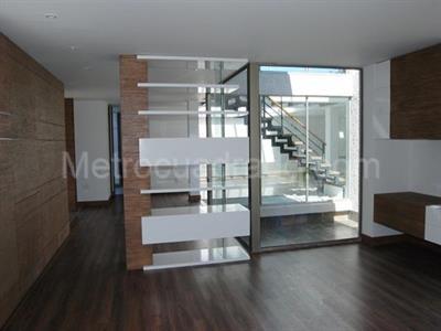 Casa de 5 alcobas en venta en San Simon, Bogotá, 1521 m² · foto 10 de 16