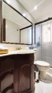 Apartamento de 3 alcobas en venta en Chico Oriental, Bogotá, 135 m² · foto 10 de 12