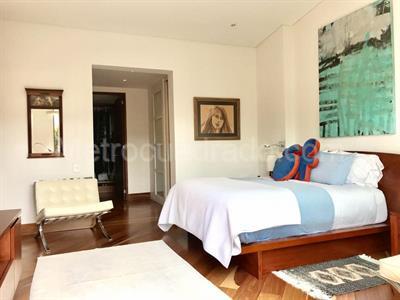 Apartamento de 4 alcobas en venta en Chico Navarra, Bogotá, 300 m² · foto 18 de 20