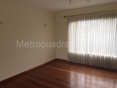 Casa de 4 alcobas en venta en San Simon, Bogotá, 420 m² · foto 12 de 17