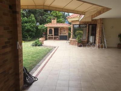 Casa de 4 alcobas en venta en San Simon, Bogotá, 420 m² · foto 5 de 17