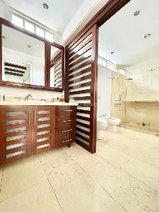 Casa en venta en Cerros De Niza, Bogotá · foto 12 de 19