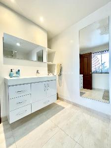 Apartamento de 4 alcobas en venta en Cerros De Niza, Bogotá, 310 m² · foto 16 de 19