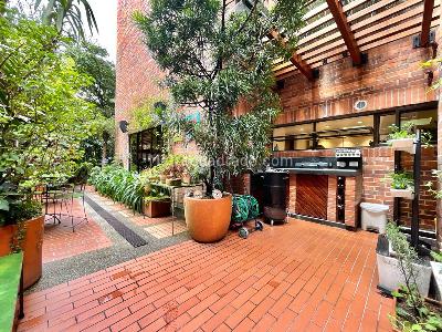 Apartamento de 2 alcobas en venta en La Cabrera, Bogotá, 250 m² · foto 2 de 20