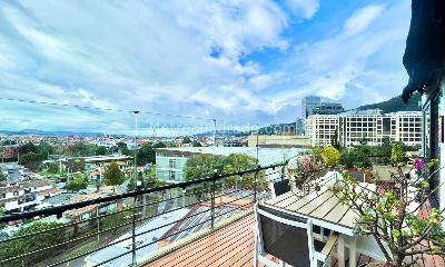 Apartamento de 3 alcobas en venta en Santa Ana Occidental, Bogotá, 133 m² · foto 2 de 18