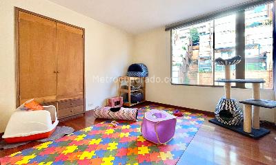 Apartamento de 4 alcobas en venta en Emaus Rosales, Bogotá, 180 m² · foto 16 de 20