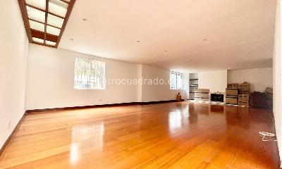 Apartamento en venta en Santa Barabara, Bogotá · foto 2 de 12