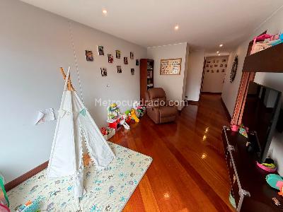 Apartamento en venta en Chico Navarra, Bogotá · foto 5 de 11