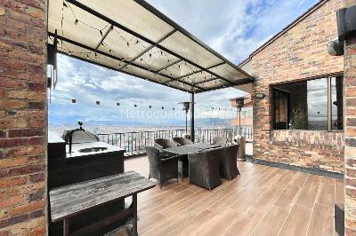 Apartamento en venta en El Refugio, Bogotá · foto 2 de 20