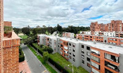 Apartamento de 4 alcobas en venta en Recodo Del Country, Bogotá, 270 m² · foto 13 de 20