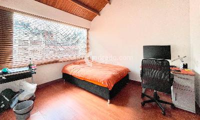 Casa de 3 alcobas en venta en Santa Barbara, Bogotá, 230 m² · foto 10 de 13