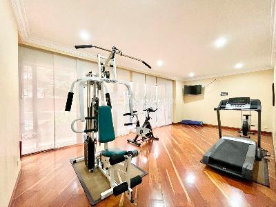 Apartamento de 3 alcobas en venta en Chico Reservado, Bogotá, 254 m² · foto 16 de 17