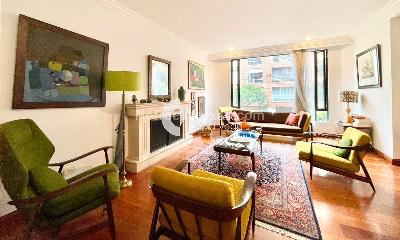 Apartamento de 3 alcobas en venta en Chico Reservado, Bogotá, 254 m² · foto 2 de 17