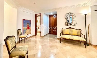 Apartamento de 3 alcobas en venta en Chico Reservado, Bogotá, 254 m² · foto 6 de 17
