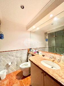 Apartamento de 3 alcobas en venta en Chico Reservado, Bogotá, 254 m² · foto 8 de 17