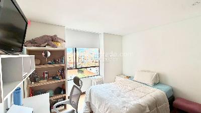 Apartamento en venta en Cedritos, Bogotá · foto 8 de 19
